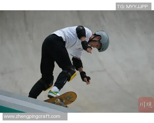 杭州滑板队在攀岩联赛中的团队协作表现分析与点评